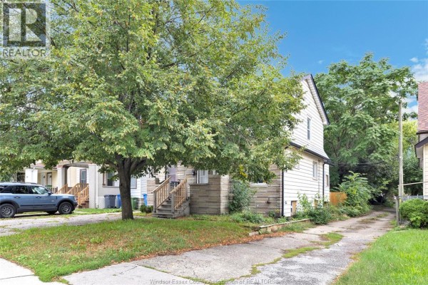 4pc Bathroom - 430-432 Campbell, Windsor, ON N9B2H4 Photo 3