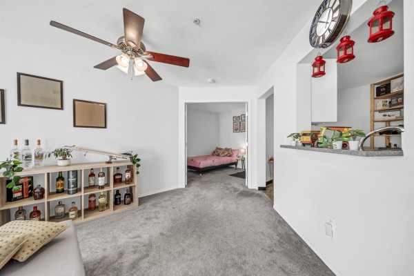 430 9979 140 Street, Surrey, BC V3T5W2 Photo 5