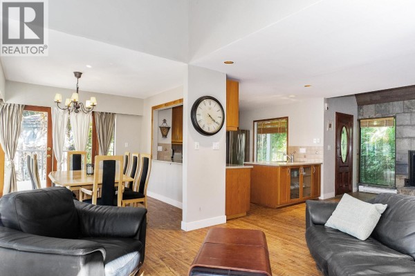 430 Bayview Road, West Vancouver, BC V0N2E0 Photo 3