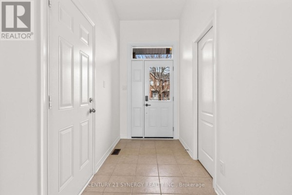 Foyer - 430 Foxhall Way, Ottawa, ON K2M0G1 Photo 5