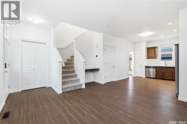 2pc Bathroom - 4300 James Hill Road, Regina, SK S4W0R2 Photo 5