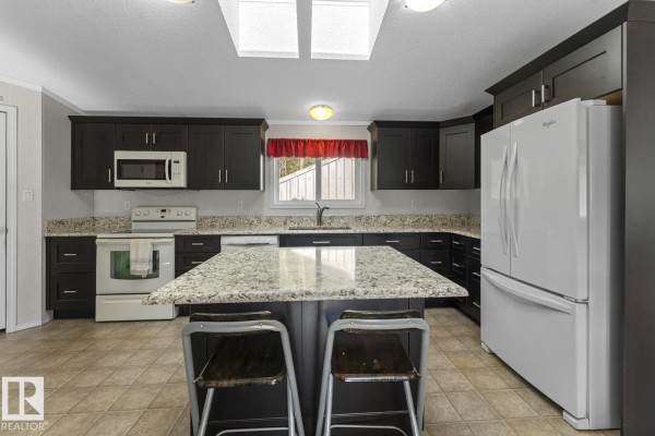 Primary Bedroom - 43018 Twp Rd 643, Rural Bonnyville M D , AB T9M1P3 Photo 5