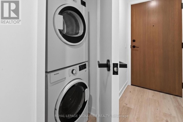 Primary Bedroom - 4303 - 55 Charles Street E, Toronto, ON M4Y0J1 Photo 4