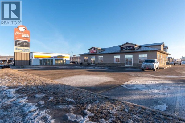 4305 57 Avenue, Lloydminster, AB T9V1Y4 Photo 4