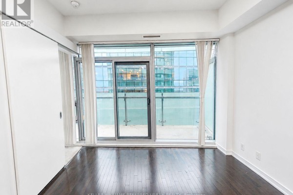 4309 - 14 York Street, Toronto, ON, photo 2