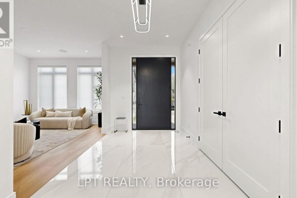 Exercise room - 431 Heath Street E, Toronto, ON M4G1B6 Photo 5
