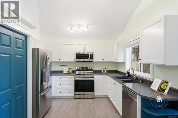 Ensuite - 4310 Ashbury Pl, Nanaimo, BC V9T5S3 Photo 5