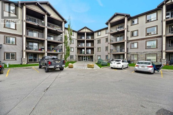 4pc Bathroom - 4313, 60 Panatella Street Nw, Calgary, AB T3K0M2 Photo 4