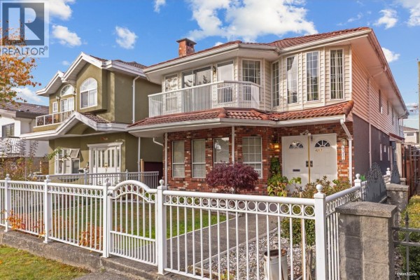 4317 Georgia Street, Burnaby, BC V5C2T9 Photo 2
