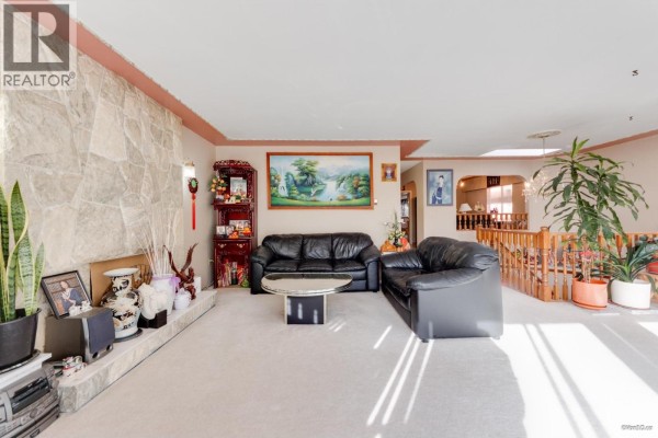 4317 Georgia Street, Burnaby, BC V5C2T9 Photo 5