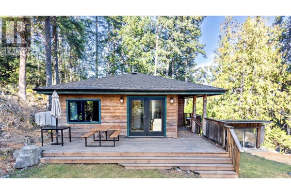 4318 Port Washington Road, Pender Island