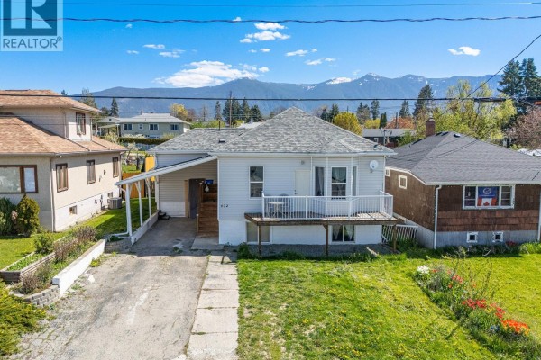 432 9th Avenue S, Creston, BC, photo 2