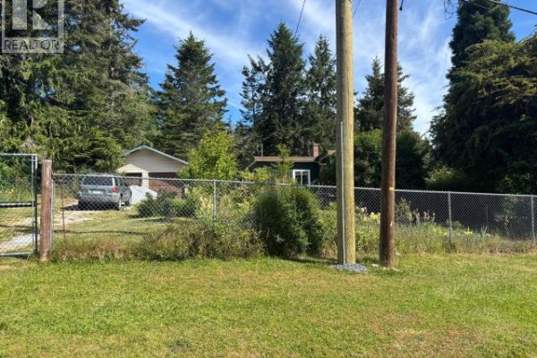 4pc Bathroom - 4321 Sanderson Road, Texada Island, BC V0N3K0 Photo 5