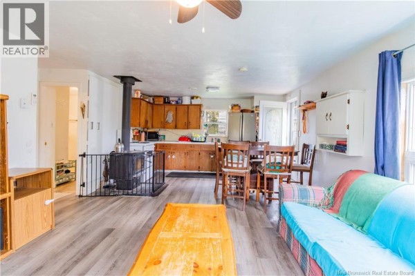 Bath (# pieces 1-6) - 4322 Route 112, Keenan Hill, NB E4Z4A4 Photo 3