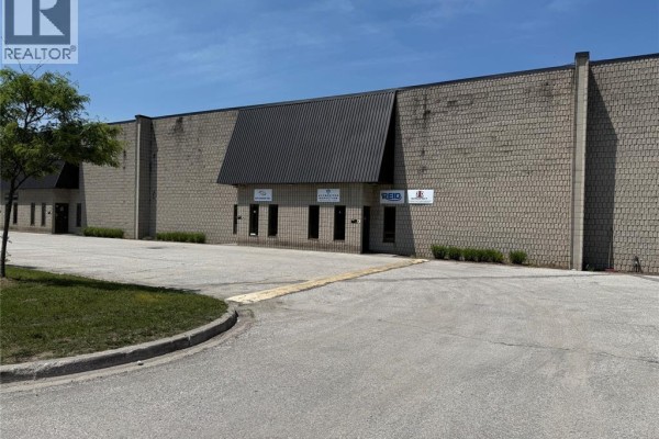 4325 County Rd 42 Unit# 9, Tecumseh, ON N9A6J3 Photo 5