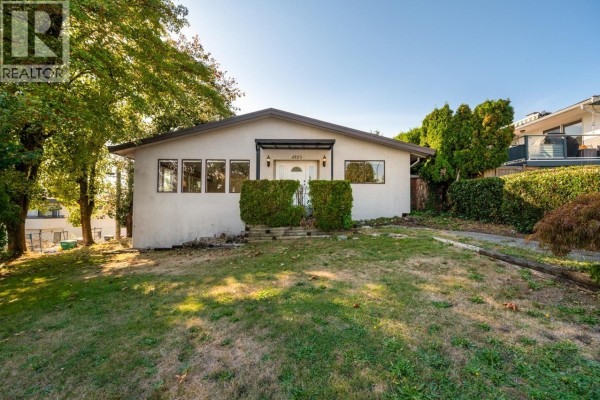 4325 Mahon Avenue, Burnaby, BC, photo 2