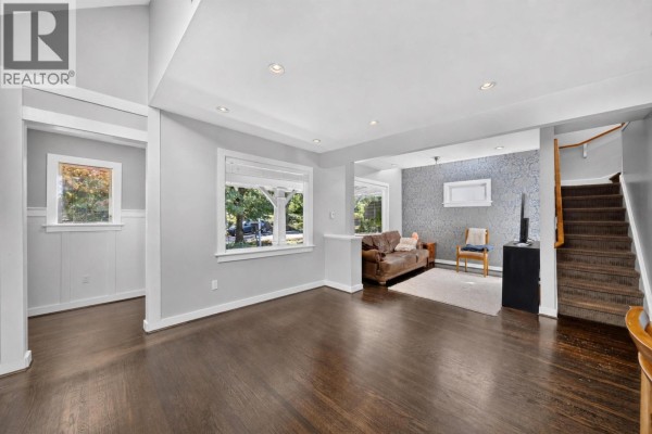 4327 W 12th Avenue, Vancouver, BC V6R2P9 Photo 3