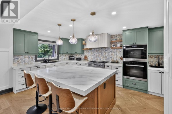 Kitchen - 4329 Hartfield Grove, Mississauga, ON L4W2Y6 Photo 5