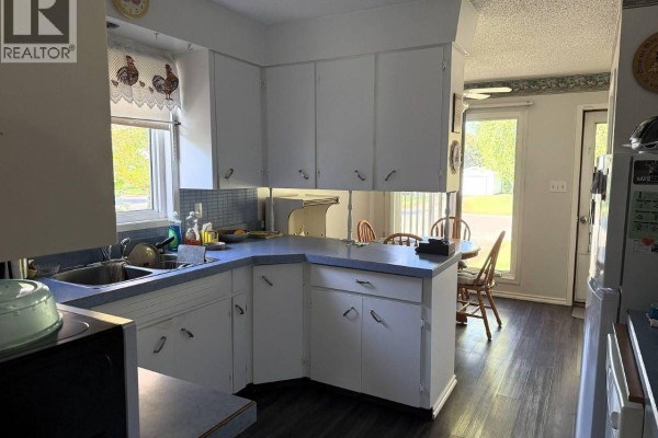 Bedroom - 433-435 25th Street E, Prince Albert, SK S6V1T3 Photo 4