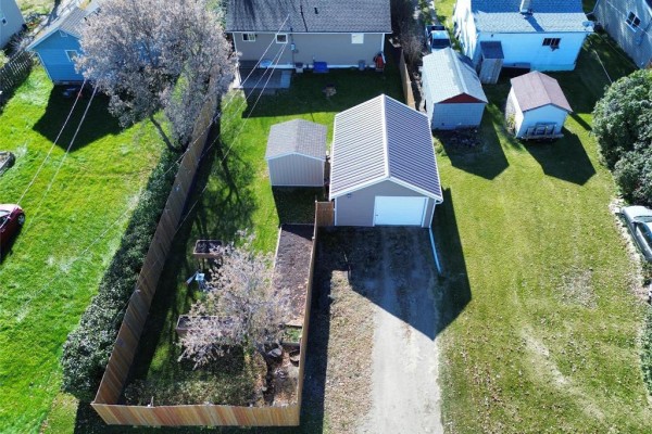 433 4th Avenue, Rivers, MB R0K1X0 Photo 4