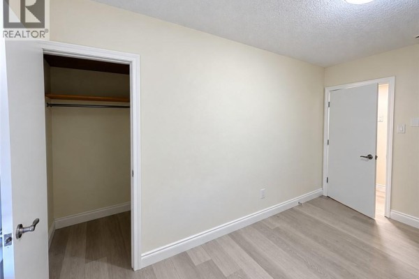 4pc Bathroom - 433 Connaught Street Unit# 3, Kitchener, ON N2C1C4 Photo 3