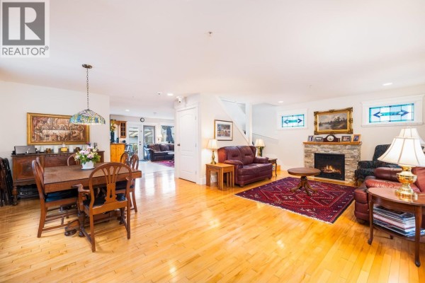 4337 W 15th Avenue, Vancouver, BC V6R3A9 Photo 5