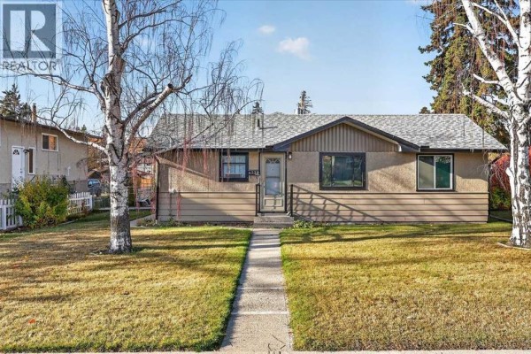 Residential for sale at 4339 70 Street Nw, Calgary, AB - MLS® c6nPVU