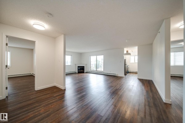 Bedroom 2 - #434 2903 Rabbit Hill Rd Nw, Edmonton, AB T6R3A3 Photo 4