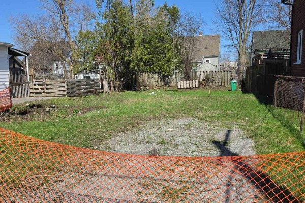 434 Edison Avenue, Peterborough, ON, photo 3