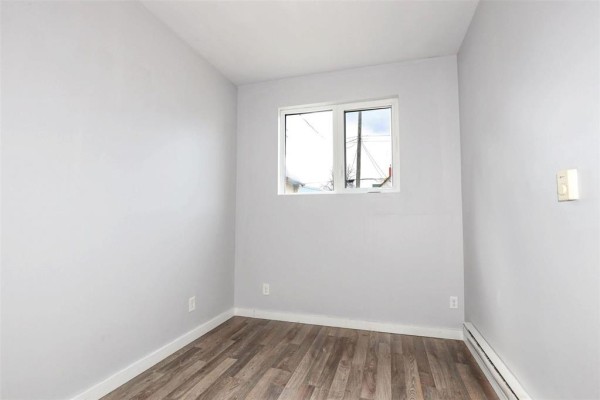 Primary Bedroom - 434 Elgin Avenue, Winnipeg, MB R3A0K7 Photo 3