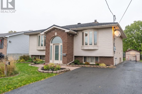 434 Hilbert Avenue, Cornwall, ON K6K1H5 Photo 2