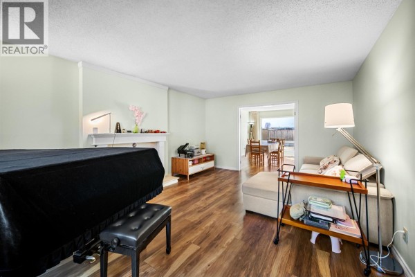 4340 Tiffin Crescent, Richmond, BC V7C4X8 Photo 4