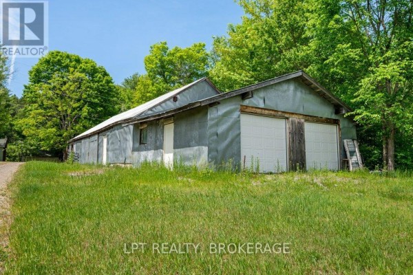 Laundry room - 4342 Henderson Road, Frontenac, ON K0H1B0 Photo 4