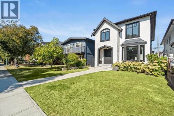 4347 Georgia Street, Burnaby, BC V5C2T9 Photo 2