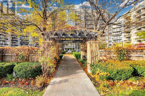 435 - 650 Lawrence Avenue W, Toronto, ON, photo 3