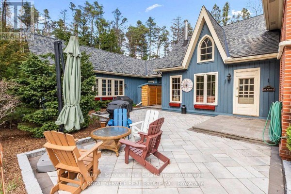 435 Bland Line, Cavan Monaghan, ON, photo 2