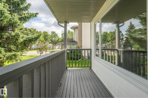 Family room - 435 Ormsby Rd W Nw, Edmonton, AB T5T5S5 Photo 4