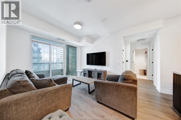 Living room - 435 Wellington Street West Unit# 1205, Toronto, ON M5V0V4 Photo 5