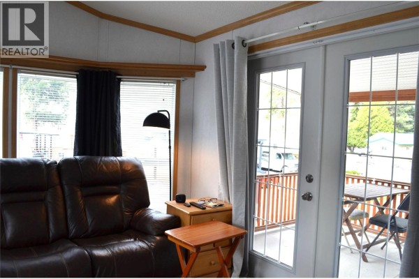 4354 Highway 3 Unit# 4, Keremeos, BC V0X1N1 Photo 5