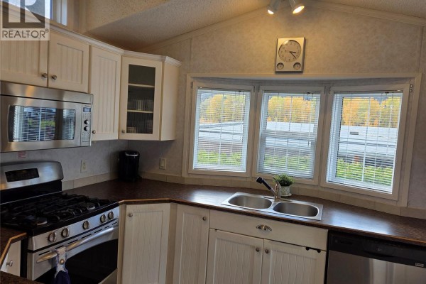 Kitchen - 4354 Highway 3 Unit# 77, Keremeos, BC V0X1N1 Photo 4