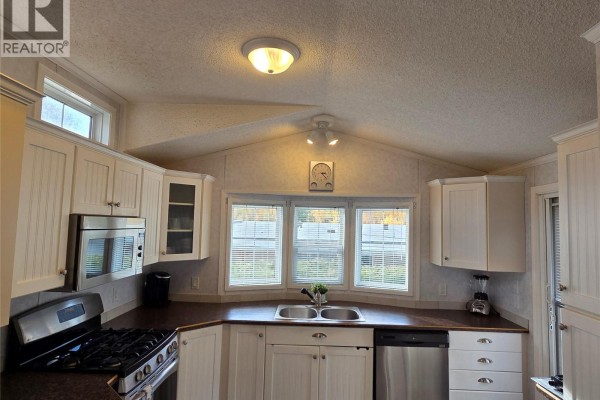 Dining room - 4354 Highway 3 Unit# 77, Keremeos, BC V0X1N1 Photo 5