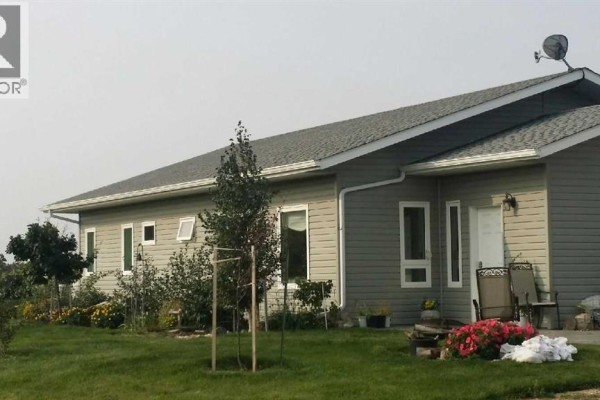 Primary Bedroom - 43552 Range Road 180, Rural Camrose County, AB T0B3Y0 Photo 4