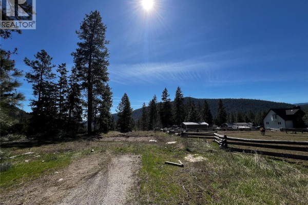 4359 Maxwell Road, Peachland, BC V0H1X3 Photo 4