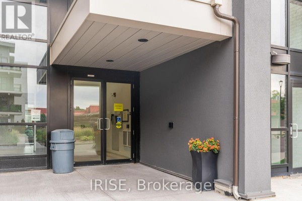 437 - 3170 Erin Mills Parkway, Mississauga, ON L5L0B6 Photo 3