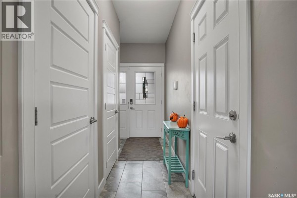 2pc Bathroom - 437 Redwood Crescent, Warman, SK S0K4S2 Photo 4