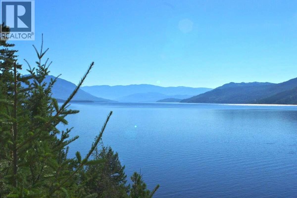 4370 Copper Cove Road, Scotch Creek, BC V0E1M5 Photo 5