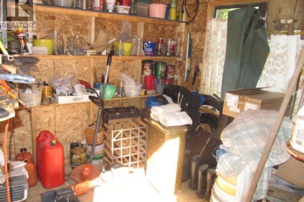 Bedroom 2 - 4376 Birch Lake Dump Road, Bridge Lake, BC V0K1E0 Photo 2