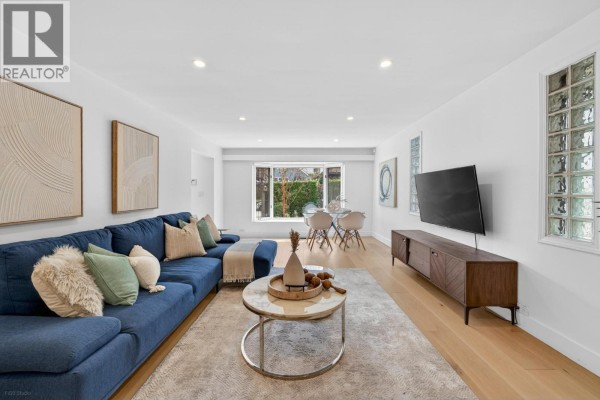 4377 W 12th Avenue, Vancouver, BC V6R2P9 Photo 5