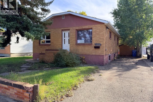 438 3rd Street, Estevan