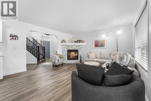2pc Bathroom - 438 Auburn Bay Heights Se, Calgary, AB T3M0A9 Photo 4